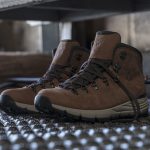 What are the key features of Danner mountain 600?